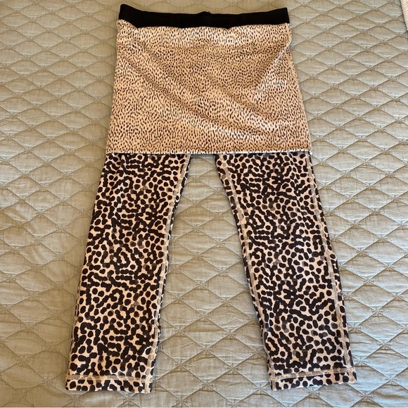 Lululemon SE Wunder Under DANCE Crop I ace spot dottie dash special edition SZ.8 - Picture 4 of 14